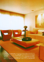 Naomi Abe e Mônica Tomaselli